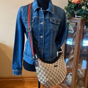 Gucci crossbody bag 🌸